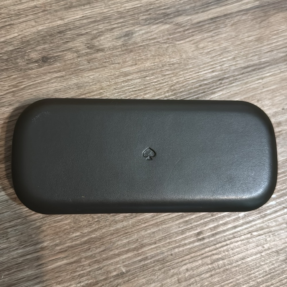 Kate Spade Vibrant Green Eyewear Case - Picture 2 of 3